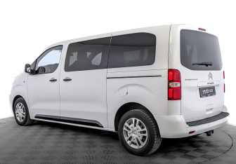 Подержанный автомобиль Citroen SpaceTourer 2020 года (7 фото)