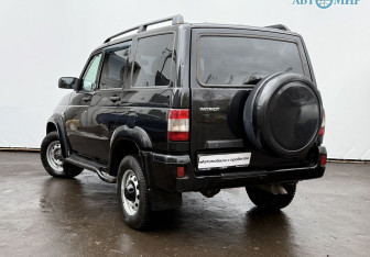 Подержанный автомобиль УАЗ Patriot 2011 года (7 фото)