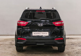 Подержанный автомобиль Hyundai Creta 2017 года (6 фото)
