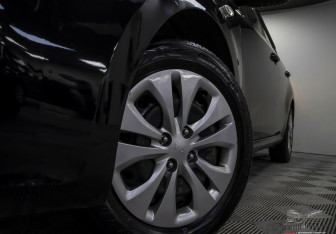 Подержанный автомобиль Kia Rio Sedan 2018 года (7 фото)