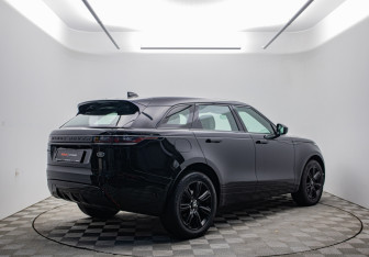 Подержанный автомобиль Land Rover Range Rover Velar 2019 года (5 фото)