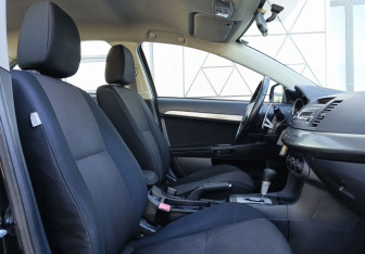 Подержанный автомобиль Mitsubishi Lancer Sedan 2008 года (18 фото)