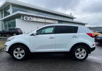 Подержанный автомобиль Kia Sportage 2012 года (8 фото)