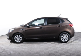 Подержанный автомобиль Kia Rio Hatchback 2017 года (3 фото)
