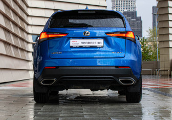 Подержанный автомобиль Lexus NX 2020 года (7 фото)