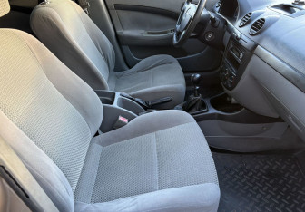 Подержанный автомобиль Chevrolet Lacetti Wagon 2008 года (9 фото)
