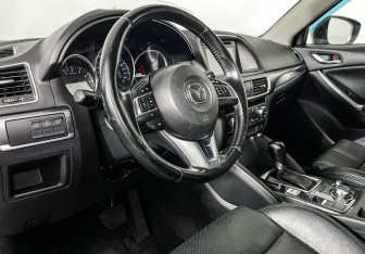 Подержанный автомобиль Mazda CX-5 2015 года (13 фото)