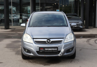 Подержанный автомобиль Opel Zafira Compactvan 2008 года (2 фото)