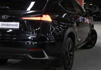 Подержанный автомобиль Lexus NX 2020 года (24 фото)