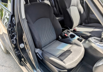 Подержанный автомобиль Nissan Juke 2018 года (22 фото)