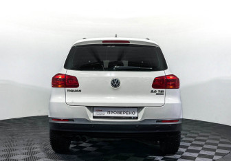 Подержанный автомобиль Volkswagen Tiguan 2012 года (6 фото)