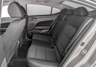 Подержанный автомобиль Hyundai Elantra Sedan 2020 года (23 фото)