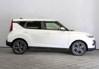 Подержанный автомобиль Kia Soul 2021 года (4 фото)