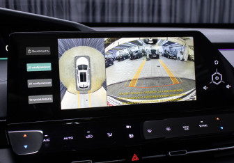 Подержанный автомобиль Changan UNI-K 2023 года (23 фото)