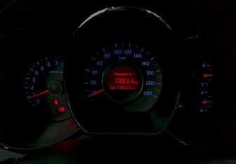 Подержанный автомобиль Kia Rio Sedan 2014 года (24 фото)