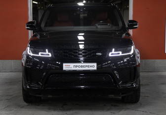 Подержанный автомобиль Land Rover Range Rover Sport 2020 года (2 фото)