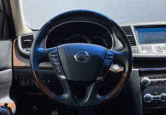 Подержанный автомобиль Nissan Teana 2008 года (12 фото)