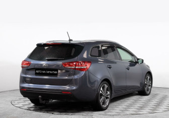 Подержанный автомобиль Kia Ceed Wagon 2015 года (3 фото)