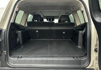 Подержанный автомобиль Tank 500 2024 года (16 фото)