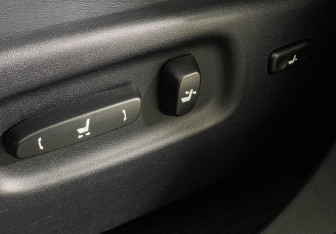 Подержанный автомобиль Lexus RX 2010 года (14 фото)