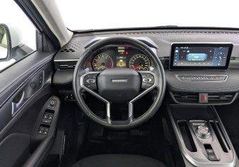 Подержанный автомобиль Haval Jolion 2023 года (21 фото)