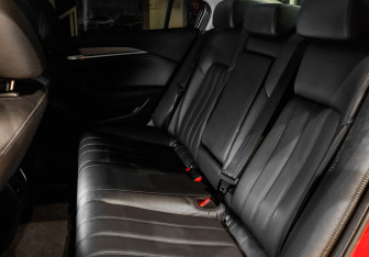 Подержанный автомобиль Mazda 6 Sedan 2018 года (8 фото)