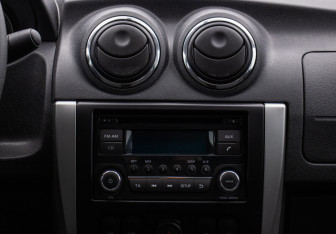 Подержанный автомобиль Nissan Almera Sedan 2016 года (14 фото)