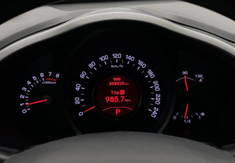 Подержанный автомобиль Kia Sportage 2012 года (23 фото)