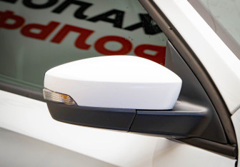 Подержанный автомобиль Skoda Rapid Liftback 2018 года (22 фото)