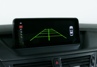 Подержанный автомобиль BMW X1 2012 года (17 фото)