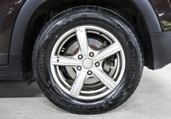 Подержанный автомобиль Chevrolet Orlando 2013 года (21 фото)