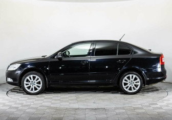 Подержанный автомобиль Skoda Octavia Liftback 2013 года (3 фото)
