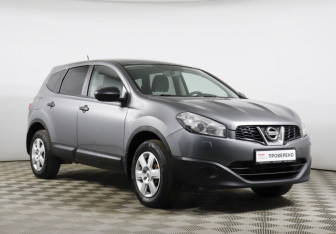 Подержанный автомобиль Nissan Qashqai+2 2011 года (3 фото)