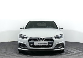 Подержанный автомобиль Audi A5 Liftback 2019 года (2 фото)