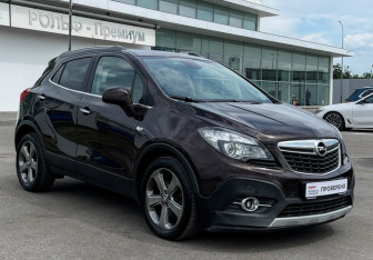 Подержанный автомобиль Opel Mokka 2014 года (3 фото)