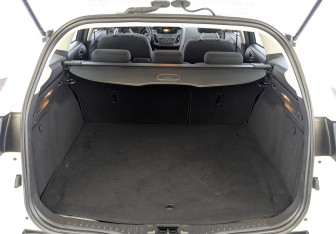 Подержанный автомобиль Ford Focus Wagon 2017 года (10 фото)