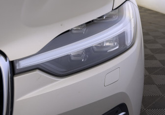 Подержанный автомобиль Volvo XC60 2021 года (11 фото)