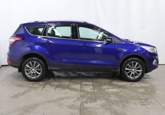 Подержанный автомобиль Ford Kuga 2018 года (7 фото)