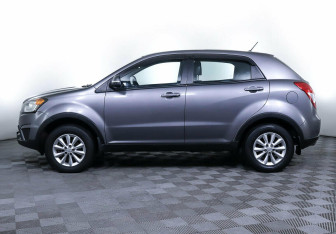 Подержанный автомобиль SsangYong Actyon 2014 года (3 фото)
