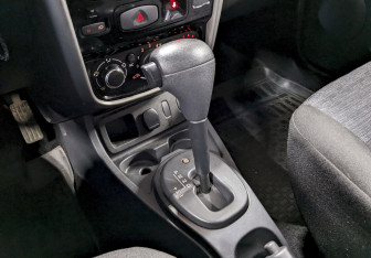 Подержанный автомобиль Renault Duster 2014 года (25 фото)