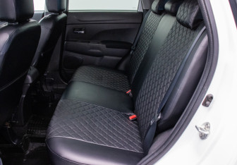 Подержанный автомобиль Mitsubishi ASX 2013 года (11 фото)
