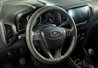 Подержанный автомобиль LADA (ВАЗ) XRAY 2018 года (12 фото)
