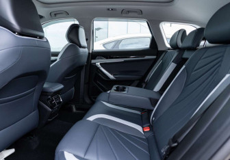 Новый Geely Atlas 2026 (12 фото)