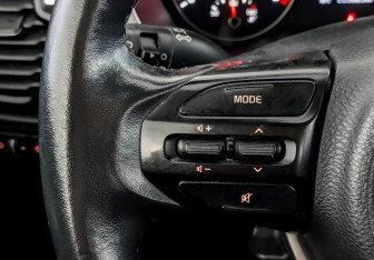 Подержанный автомобиль Kia Rio Hatchback 2021 года (26 фото)