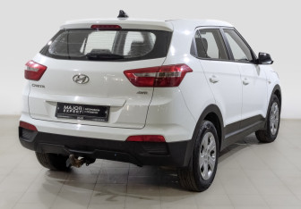 Подержанный автомобиль Hyundai Creta 2018 года (5 фото)