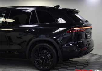 Подержанный автомобиль Geely Monjaro 2024 года (25 фото)