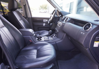 Подержанный автомобиль Land Rover Discovery 2012 года (11 фото)