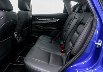 Подержанный автомобиль Exeed LX 2023 года (13 фото)