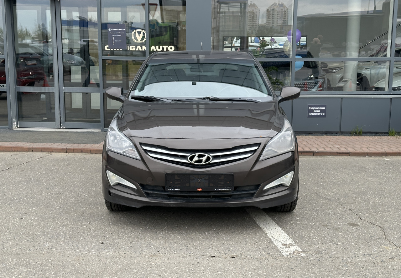 Hyundai Solaris 2015 с пробегом 156000 км в Москве, цена 890 000 ₽ | Колёса  авто