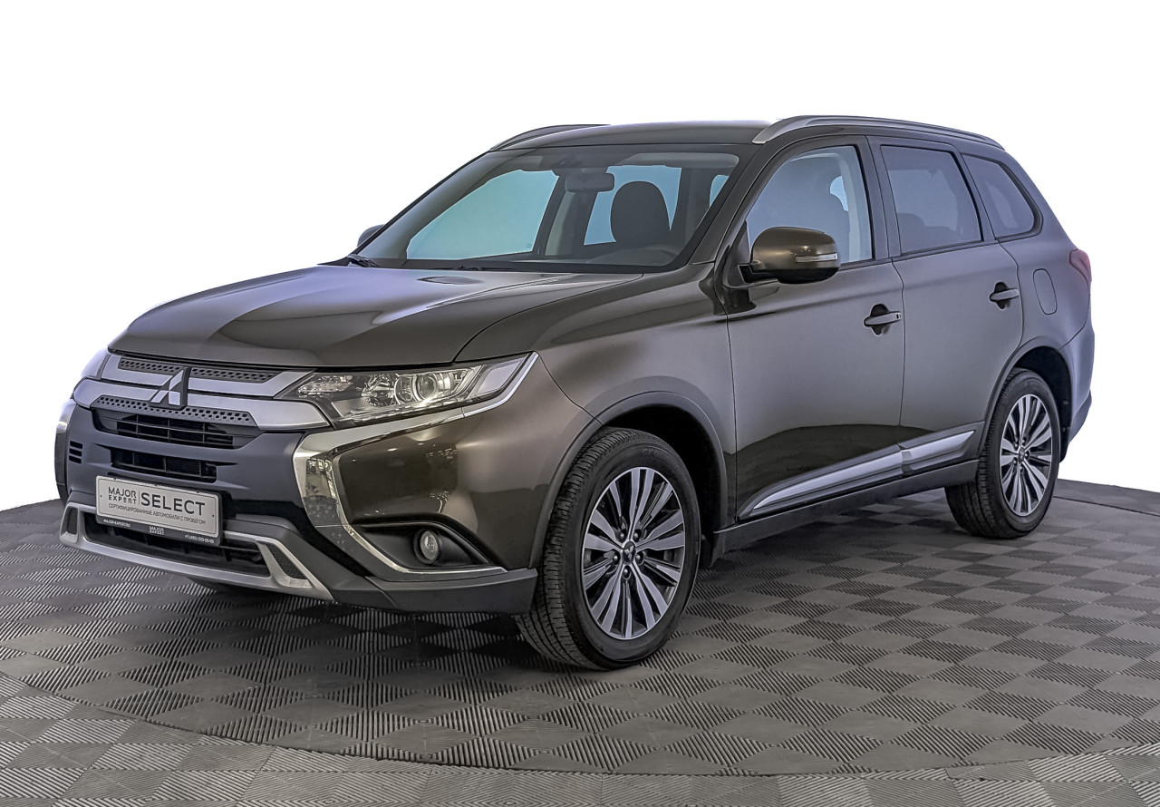 Mitsubishi Outlander 2019 с пробегом 29702 км в Москве, цена 2 800 000 ₽ |  Колёса авто